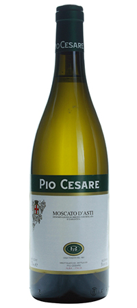 Игристое-белое сладкое вино Pio Cesare Moscato d'Asti